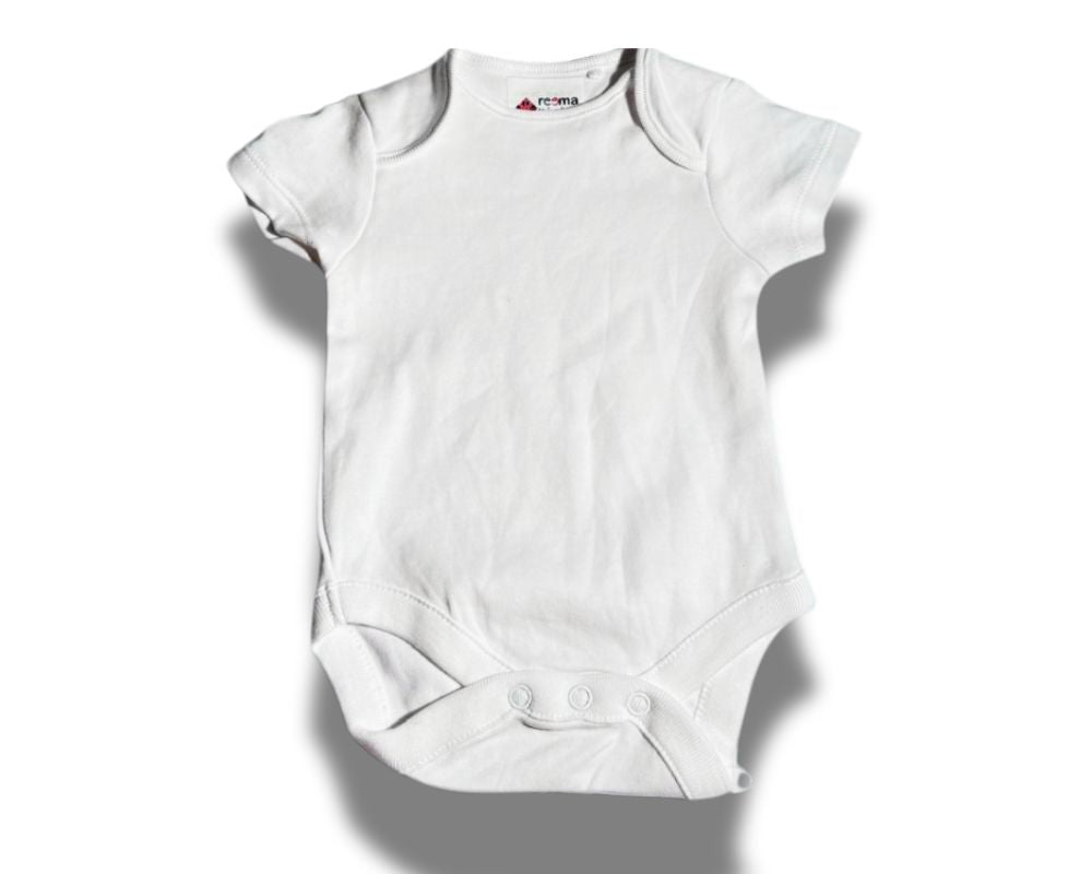 Classic White Baby Romper – Soft & Breathable